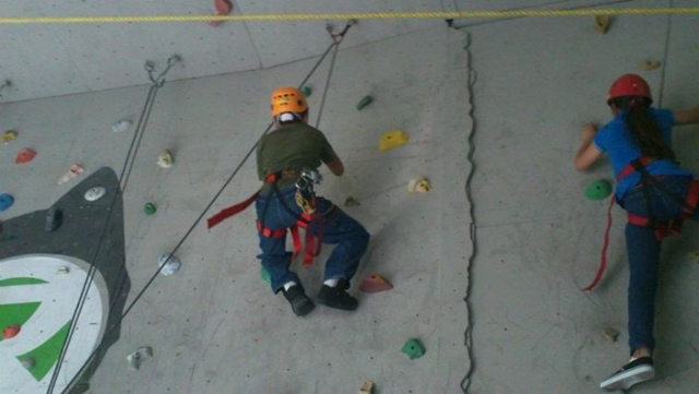 peques escalando